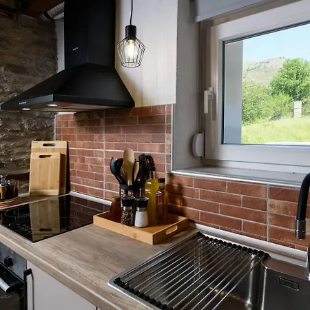 Toutounis House Kazaviti 펜션 프리노스