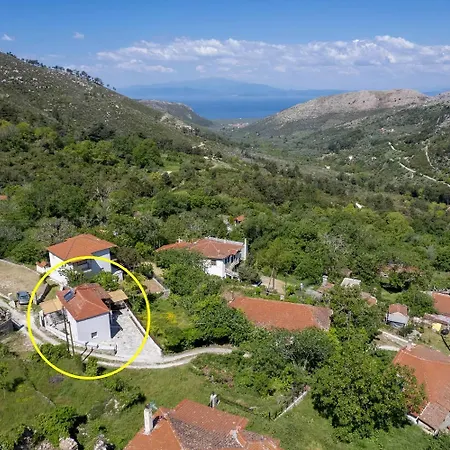 Toutounis House Kazaviti * 프리노스