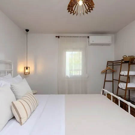 Toutounis House Kazaviti 別荘 *